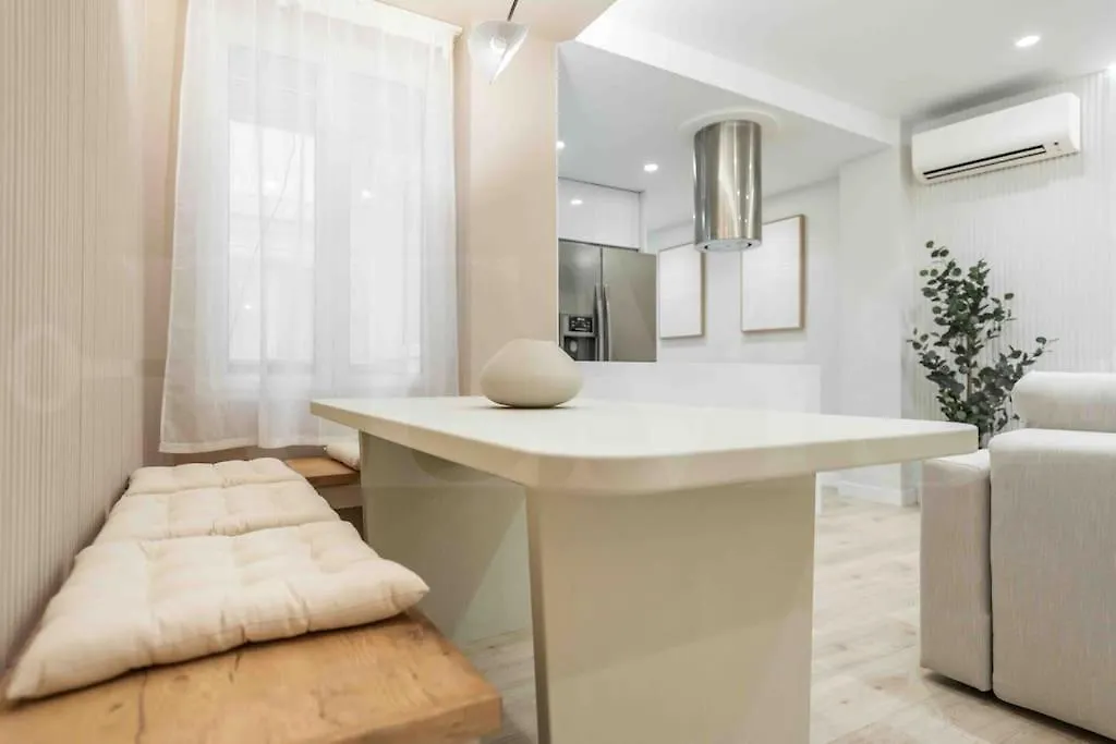 Elegant Apartment In Historic Center By Rems Malaga Spain