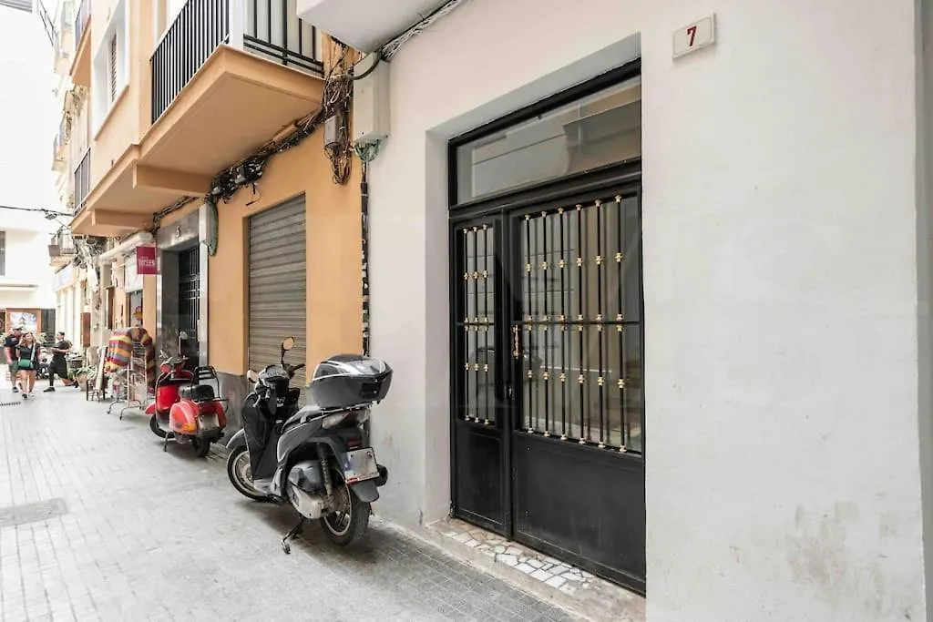 Elegant Apartment In Historic Center By Rems Malaga