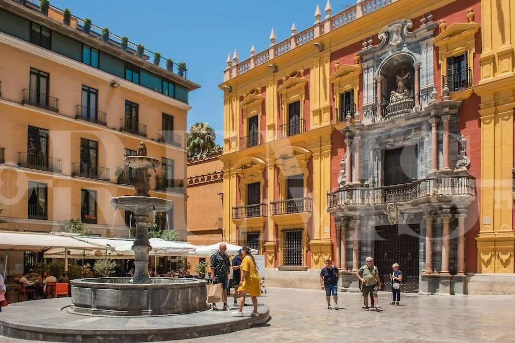 Elegant Apartment In Historic Center By Rems Malaga